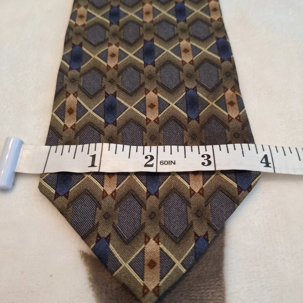 Lot of 2 Mens Silk Neck Ties Unique Patterns Jack Harper & Jimmy V‎ Preppy Party